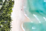 Boasting some of the finest beaches on the planet, such as Kem Beach, Phu Quoc is rapidly becoming a phenomenon among travelers from the Republic of Korea. (Photo: Fabl Belek)