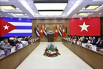 The talks between National Assembly Chairman Tran Thanh Man and Esteban Lazo Hernández, President of the National Assembly of People’s Power and President of the Council of State of Cuba, in Hanoi on September 30 (Photo: VNA)