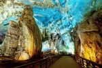 Inside Phong Nha cave, Quang Binh province (Photo: VNA)
