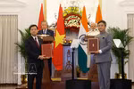 General Secretary of the Communist Party of Vietnam Central Committee and State President To Lam and Indian Prime Minister Narendra Modi witness the exchange of various cooperation agreements (Photo: VNA)