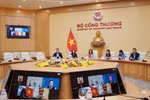 Deputy Minister of Industry and Trade Phan Thi Thang holds an online meeting with Argentina’s Secretary of International Economic Relations. (Photo: Ministry of Industry and Trade)