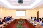The working session between the Vietnam News Agency and the delegation from Russia’s St. Petersburg administration in Hanoi on October 1 (Photo: VNA)