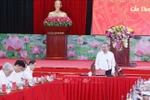 Party General Secretary To Lam speaks at a working session with the Standing Boards of the Party Committees of Can Tho, and Soc Trang and Hau Giang provinces on June 4 in Can Tho. (Photo: VNA)