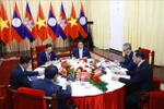 At the meeting between Vietnamese Prime Minister Pham Minh Chinh, Cambodian PM Hun Manet, and Lao PM Sonexay Siphandone. (Photo: VNA)