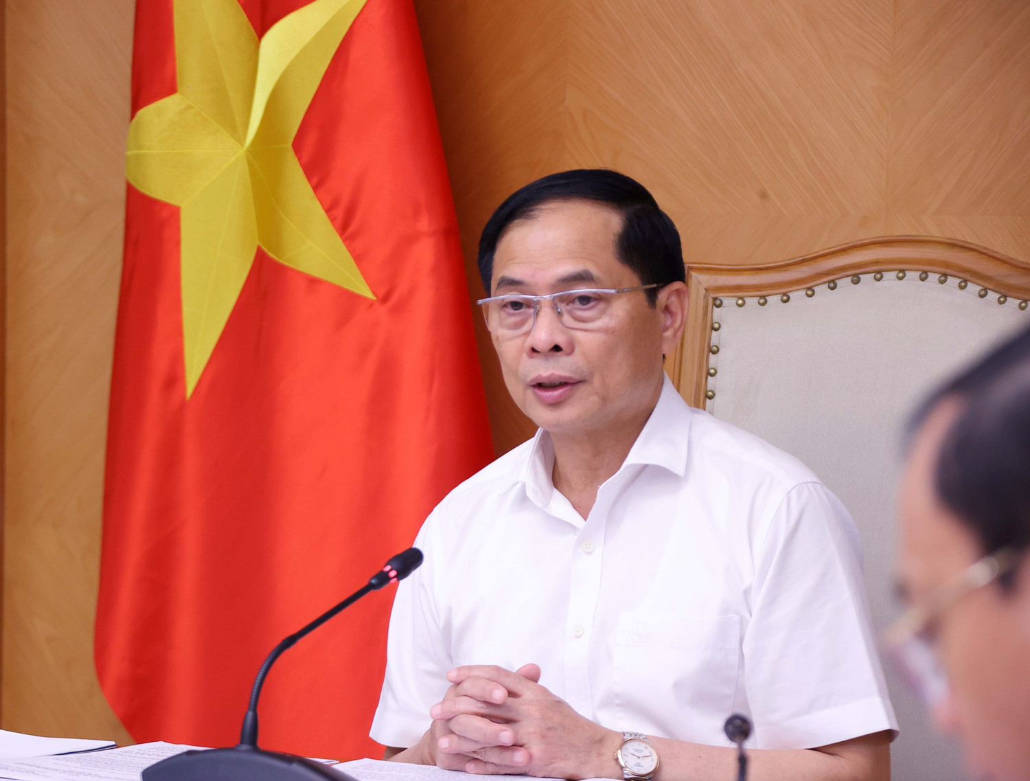 总理的马来西亚在新的发展阶段访问了双边关系的新阶段：副总理