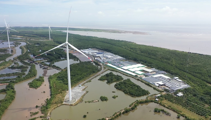 An aerial view of the Sunpro - Ben Tre wind power plant in Vinh Long province (Photo: VNA)