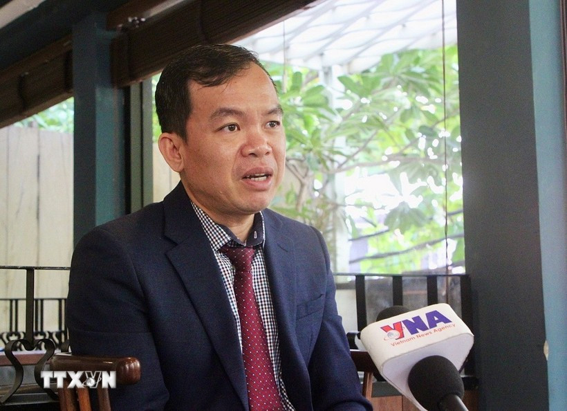 Dr. Eng Kok Thay, Secretary of State at the Office of the Cabinet of the Royal Cambodian Government, grants an interview to the Vietnam News Agency. (Photo: VNA)