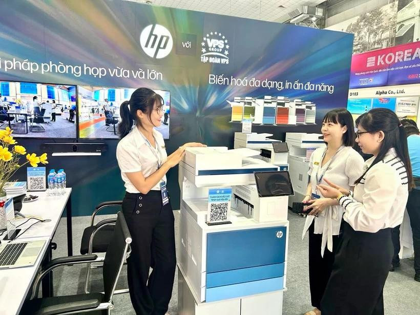 A booth at VietOffice 2024. The first VietOffice held in May last year was a success, generating positive results. (Photo: VNA)