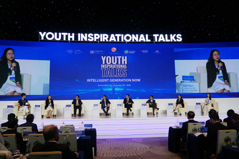 Participants in the talks “Intelligent Generation NOW” in HCM City on November 25 (Photo: VNA)