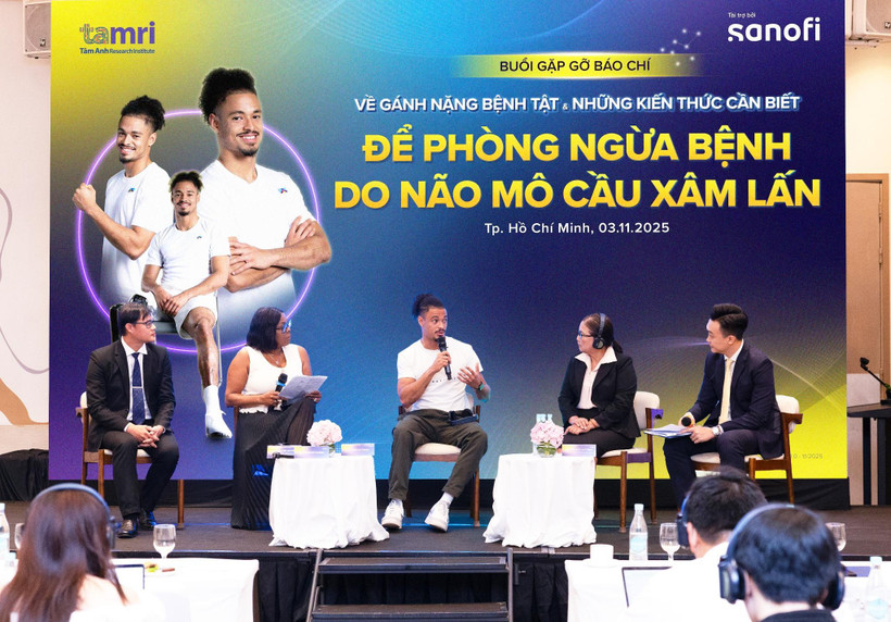 Flavio Da Pozzo urged young people, especially adolescents not to take their health for granted and to proactively protect themselves against meningococcal disease through vaccination. (Photo by Nhan Le)