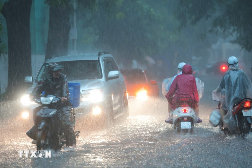 Hang Bai street in Hanoi is flooded in recent heavy rains. (Photo: VNA)