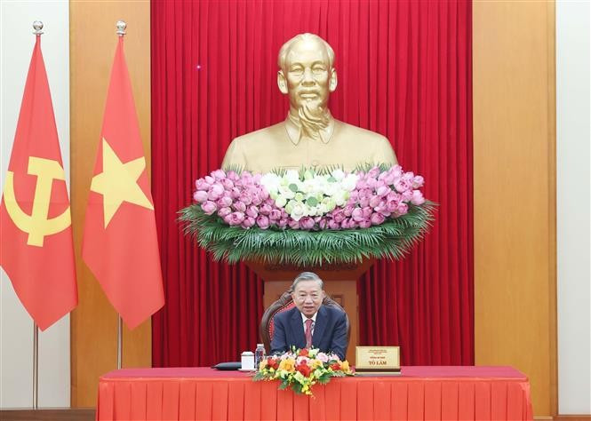 Party General Secretary To Lam in the phone talks with US President Donald Trump on July 2 evening (Hanoi time) (Photo: VNA)