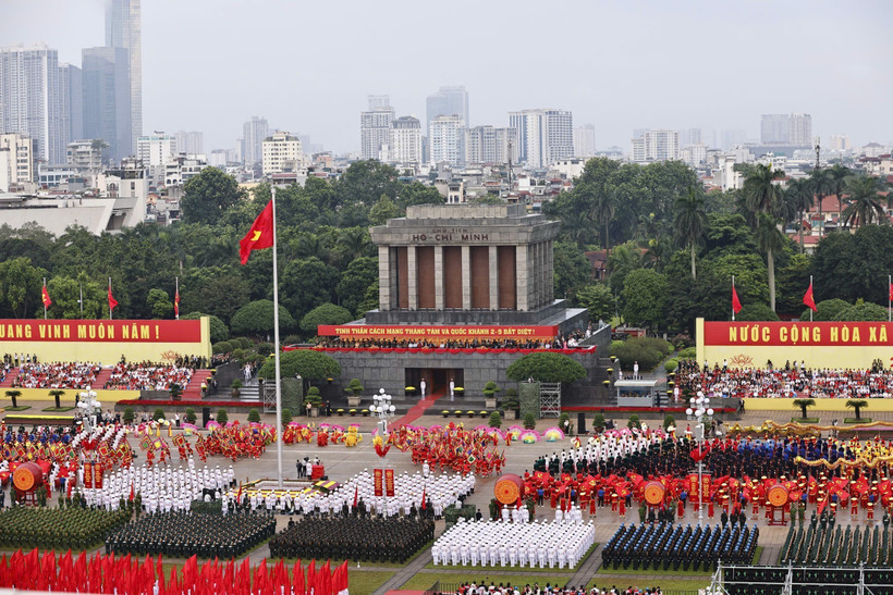 The final state-level rehearsal takes place at Ba Dinh Square, Hanoi, on August 30 morning. (Photo: VNA)