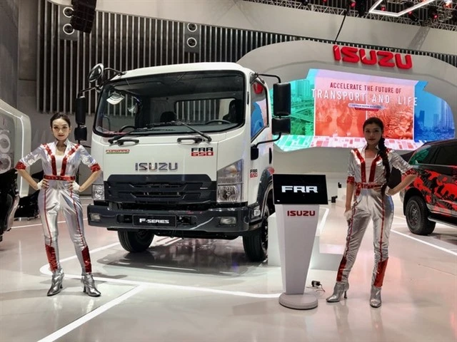 A new model truck at the Vietnam Motor Show in October 2024. (Photo; VNA)