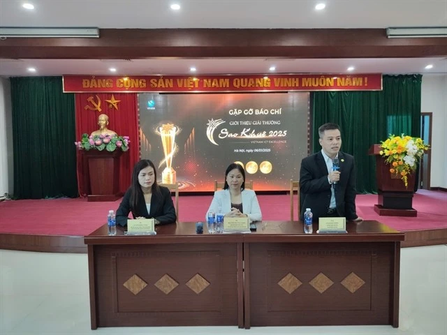 The organising board announced the Sao Khue Award 2025 in Hanoi on January 6. (Photo courtesy of VINASA)