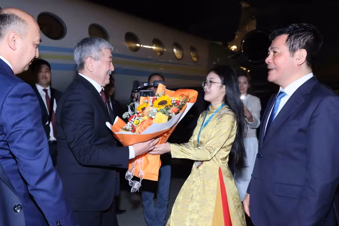 kyrgyzstan-prime-minister.jpg
