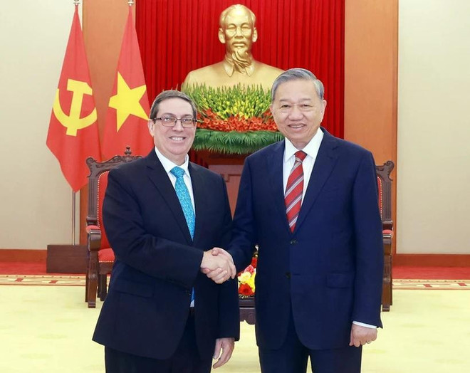 party-general-secretary-to-lam.jpg