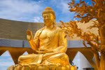 Witnessing the “Golden Buddha” Statue at Ba Den Mountain