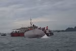 Rescue efforts continue following boat capsizing in Ha Long Bay
