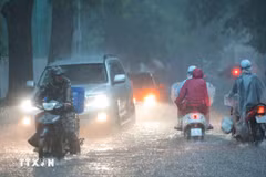 Hang Bai street in Hanoi is flooded in recent heavy rains. (Photo: VNA)