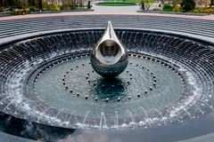 Sun Group presents Ho Chi Minh City with COVID-19 memorial park