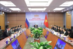 NA Vice Chairman Nguyen Khac Dinh presides over an online meeting between the Vietnam – Russia Parliamentary Friendship Group of the Vietnamese NA and the Group for Cooperation with the Vietnamese NA of the Russian Federation Council on November 7. (Photo: vietnam.vn) 