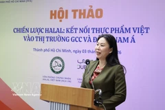 Deputy Director of the Ho Chi Minh City Investment and Trade Promotion Centre (ITPC) Ho Thi Quyen addresses the seminar on April 3. (Photo: VNA)