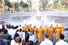 The memorial and requiem ceremony for COVID-19 victims at No. 1 Ly Thai To Park in Ho Chi Minh City on February 22 (Photo: VNA)