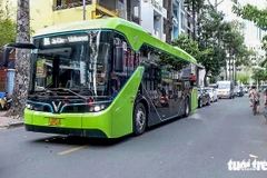 Ho Chi Minh City looks to have all public buses powered by electricity and green energy by 2030. (Photo: tuoitre.vn)