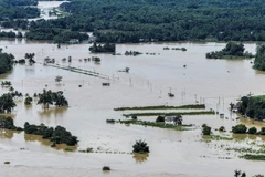 Flooding triggered by Storm Fengshen in Capiz province, the Philippines, on October 19, 2025 (Photo: Xinhua/VNA)