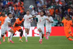 Malaysia arrests over 300 suspects in World Cup football betting crackdown