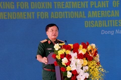 Deputy Minister of National Defence Sen. Lt. Gen. Hoang Xuan Chien addresses the ceremony at Bien Hoa Air Base in Dong Nai on September 15. (Photo: VNA)