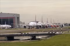 Aircraft park at Suvarnabhumi Airport of Thailand. (Photo: AFP/VNA)
