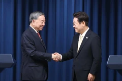 Party General Secretary To Lam (left) and President of the Republic of Korea Lee Jae Myung at the joint press briefing in Seoul on August 11 (Photo: VNA)