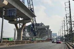 The scene of a crane collapse in Samut Sakhon province, Thailand, on January 15, 2026. (Photo: Xinhua/VNA)
