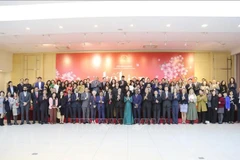 Participants in the MoFA's meeting with foreign diplomatic representative bodies and press agencies’ bureaus in Vietnam on January 16 (Photo: VNA)