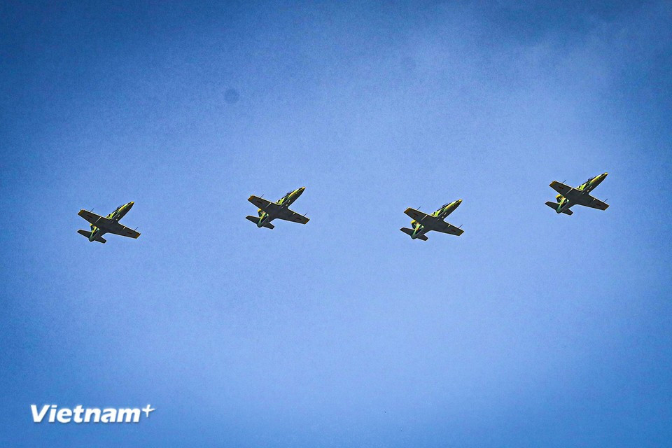 Four L-39NG aircraft will perform officially, with two more held in reserve. (Photo: VietnamPlus)