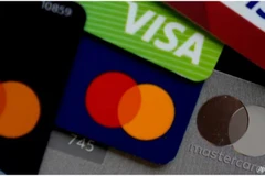 File photo of Visa and Mastercard credit cards. (Photo: AP) 