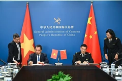 The signing of the protocol on the export of Vietnamese fresh jackfruit to China (Photo: Ministry of Agriculture and Environment) 