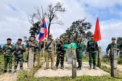 The two sides agree on coordination measures to manage and protect the borderline and boundary markers in the coming period. (Photo: VNA) 