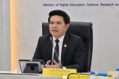 Thai Minister of Tourism and Sports Surasak Panjaroenworakul (Photo: bangkokpost.com)