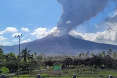 As many as 127 active volcanoes put 15 million Indonesians at risk. (Photo: ANTARA)
