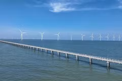 Vietnam’s electricity output reached 76.86 billion kWh in the first quarter of 2026, rising 6.6% year-on-year. (Photo: VNA)
