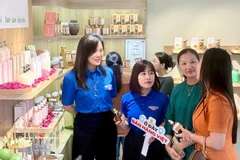 The third “Vietnamese Goods Vitality” programme themed “Vietnamese youth proud of Vietnamese goods”. (Photo: VNA) 