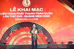 Politburo member, Secretary of the Party Central Committee and Head of the Party Central Committee’s Commission for Information, Education and Mass Mobilisation Trinh Van Quyet speaks at the event (Photo: VNA)