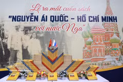 The book “Nguyen Ai Quoc – Ho Chi Minh and Russia” on display at the launch (Photo: VNA)