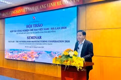 Bui Quang Hung, Deputy Director General of the Trade Promotion Agency, addresses the seminar. (Photo courtesy of the Ministry of Industry and Trade) 