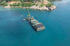 Con Dao Special Zone can now use electricity from the national grid, limiting the use of diesel power sources. - (Photo plo.vn ) 