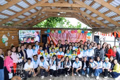 The 10th anniversary ceremony of the Vietnamese language class in Belarus. (Photo: VNA) 