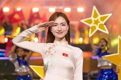 Singer Hoa Minzy to perform at the special art programme. (Photo: Vietnamplus)
